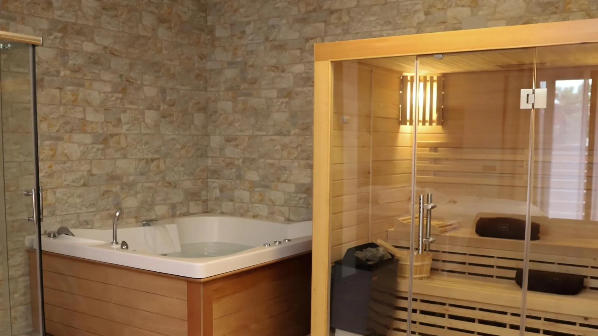 Guest house Casita Garden&Spa Carini