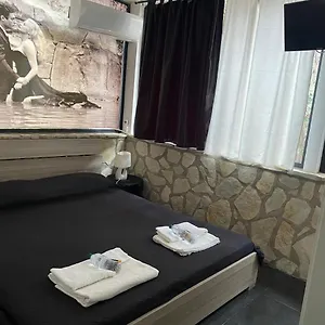 Dolce Carini